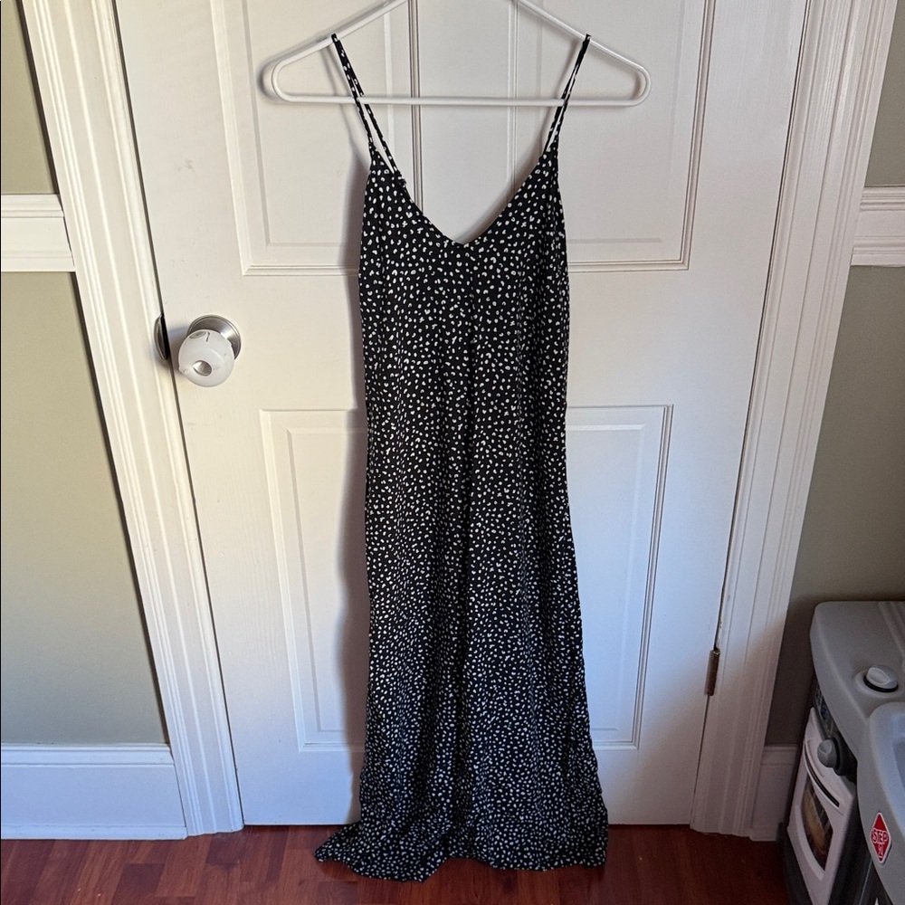 Black and White Polka Dot Maxi Dress old navy women’s size medium